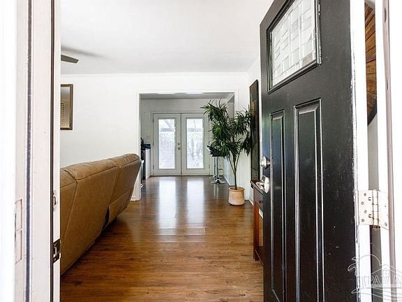 4th image of 6061 Audubon Dr