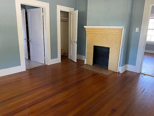 102 N 1st St — Photo 3