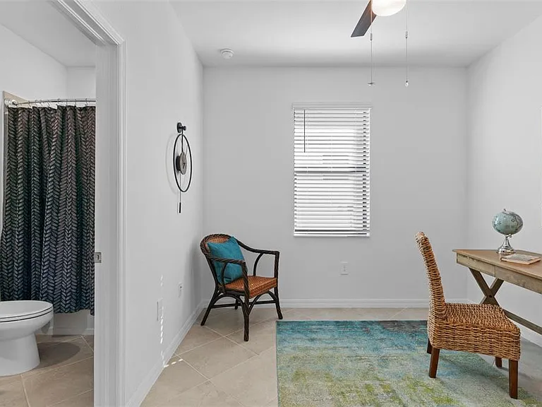 1536 Saddlewood Cir — Photo 33