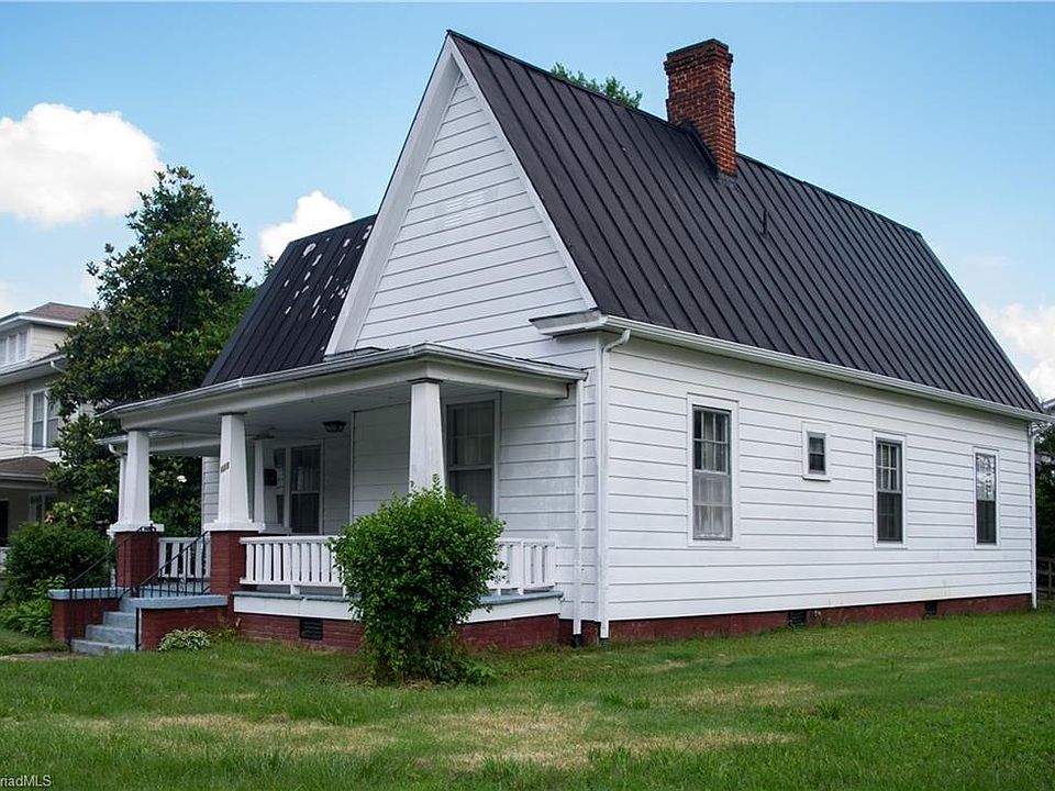 1st image of 423 Piedmont St