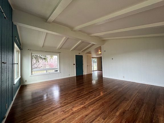 4th image of 82439 Dufur Valley Rd