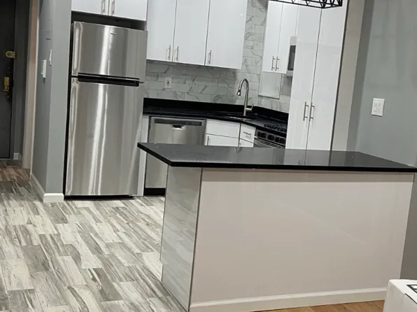 31-54 32nd Street image 1 of 3