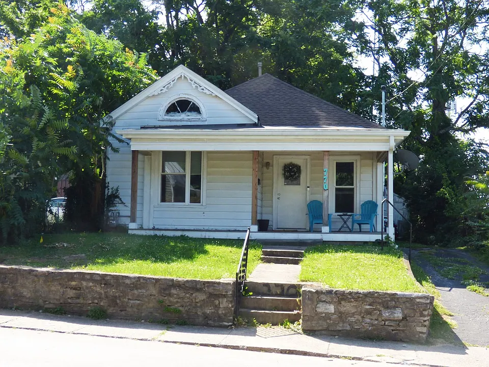 770 Maple Ave