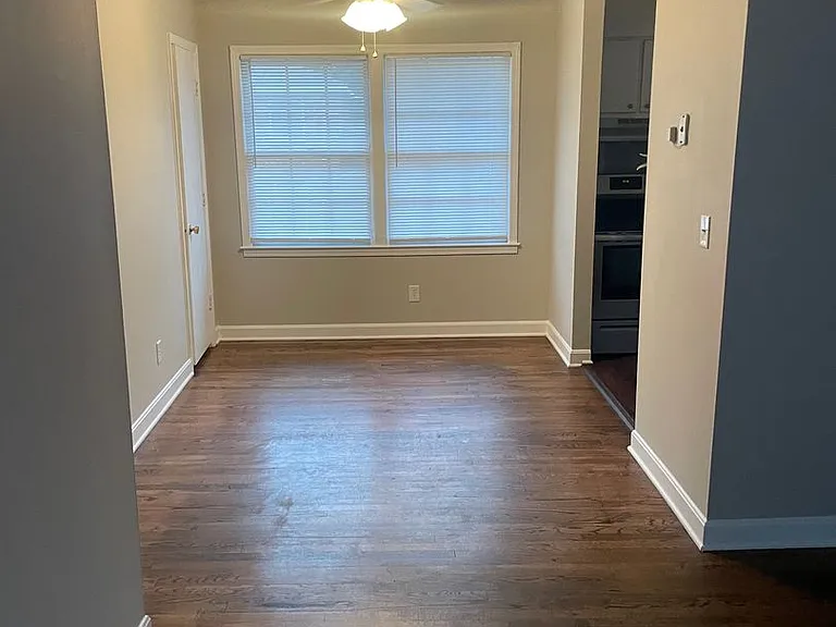 120 Engleside St — Photo 17
