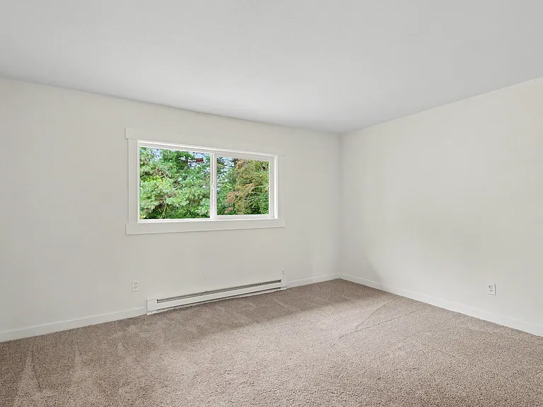 18317 11th Ave NE — Photo 11