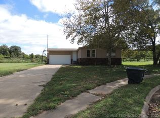 2901 Maple Dr, Sand Springs, OK 74063