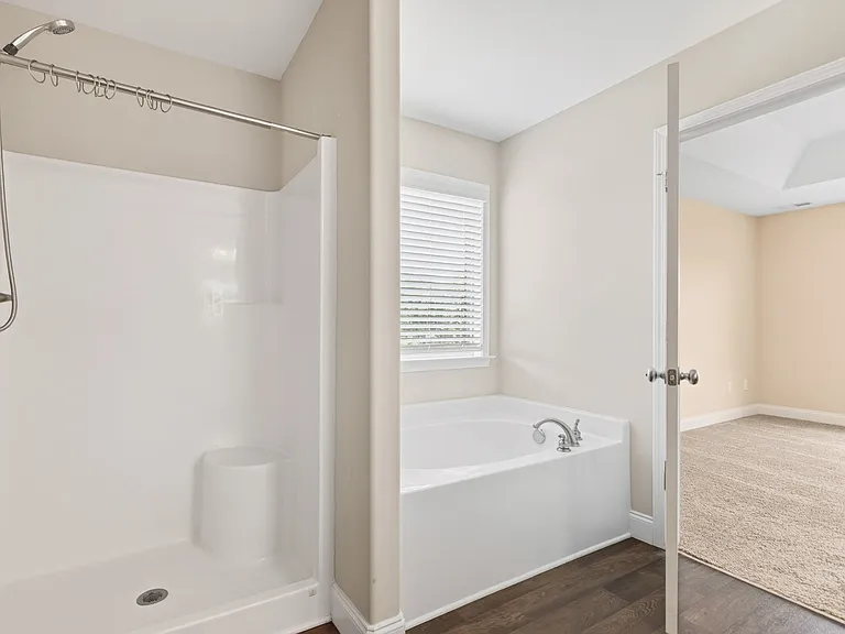 793 Silver Pines Ln — Photo 25