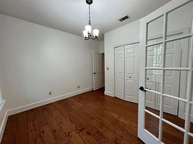 1381 Manor House Dr — Photo 11