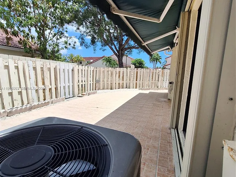 3214 San Remo Cir — Photo 20
