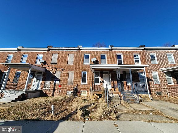 3rd image of 3208 Elmley Ave