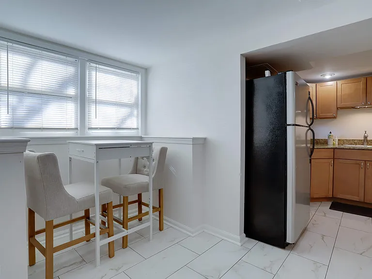 1352 Pennsylvania Ave SE — Photo 5