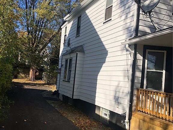 2nd image of 1444 E 135th St