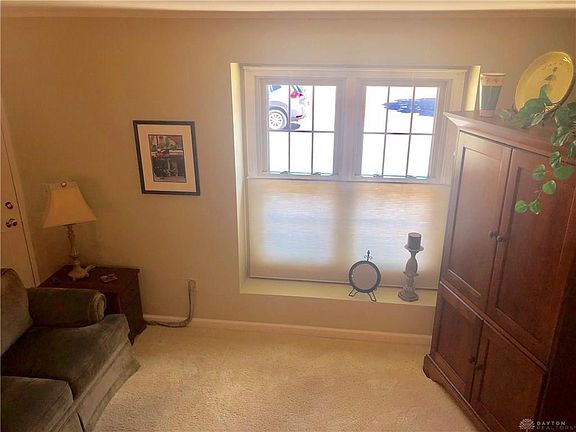 5th image of 165 Village Trail Dr