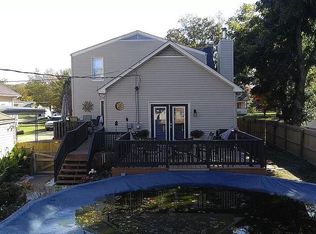 109 N 3rd St, Chaffee, MO 63740