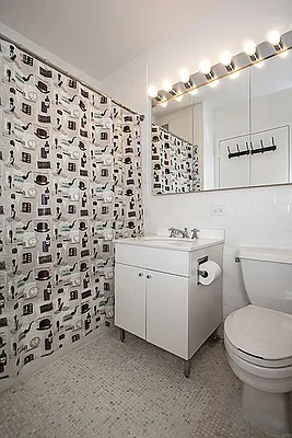 Rented by Nest Seekers International | media 32