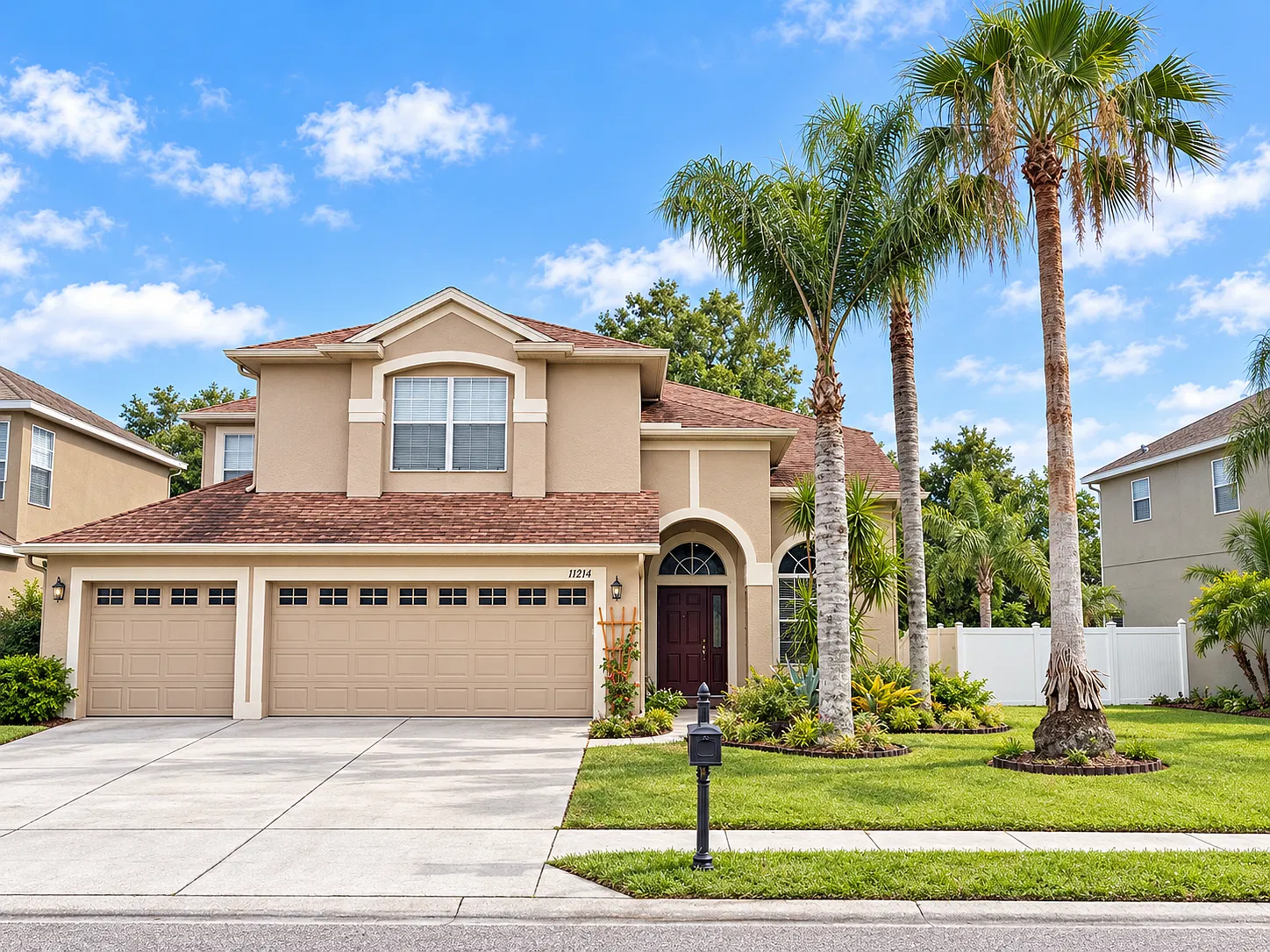 5 bed, 3.0 bath, 2635 sqft, $2,700 — Photo 1