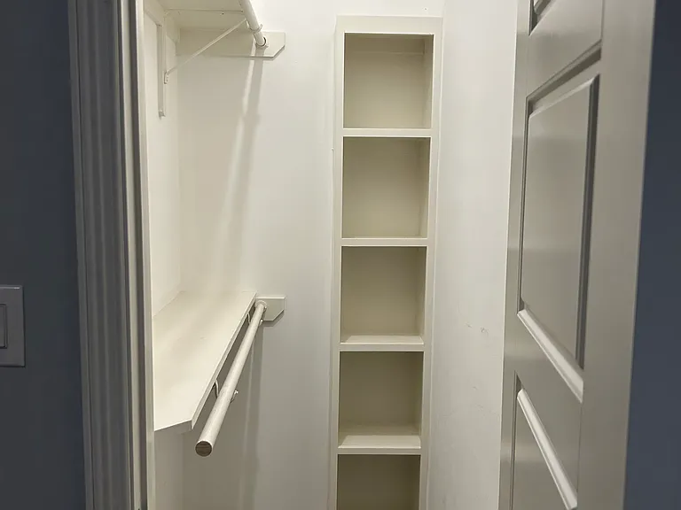 5801 Nightingale Ave #3 — Photo 9