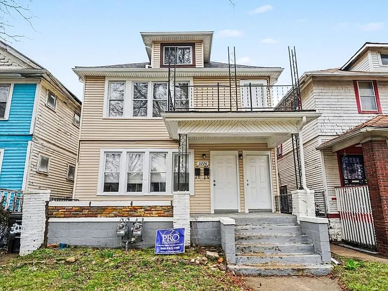 3226 Carter St #3228 — Photo 1