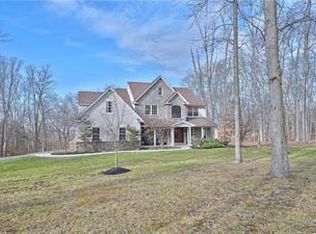 5186 Hiffletrayer Rd, Green Lane, PA 18054