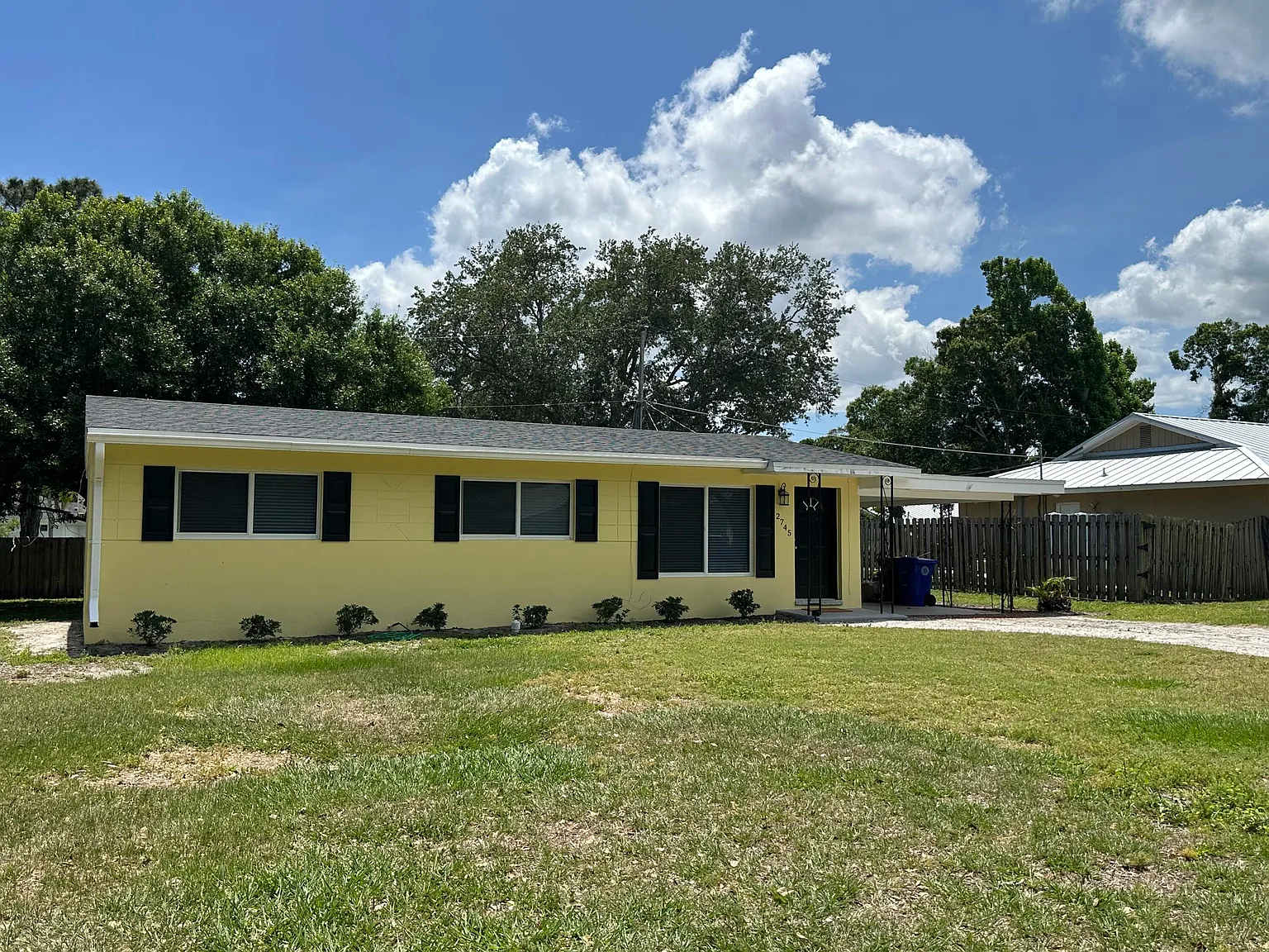 3 bed, 2.0 bath, 1145 sqft, $2,150 — Photo 2