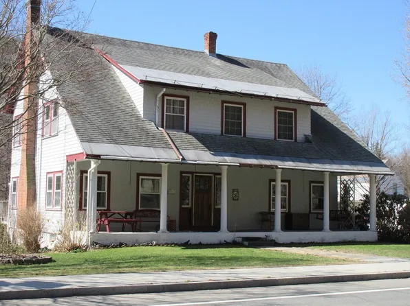 198 Main St, Charlemont, MA 01339