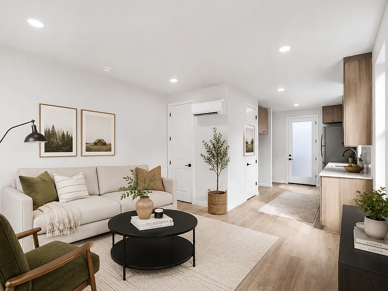 1 Month Free Rent! Brand New 2bd/1.5bath Townhome Mt. Scott-Arleta Gem! — Photo 2