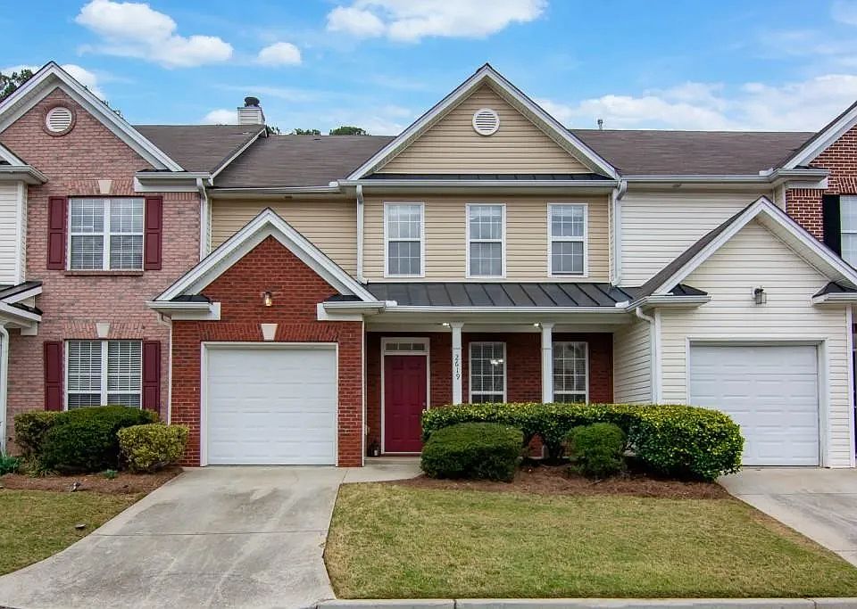 1st image of 2619 Avery Park Cir