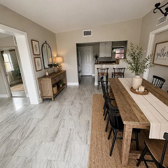 468 Clemson Dr — Photo 2