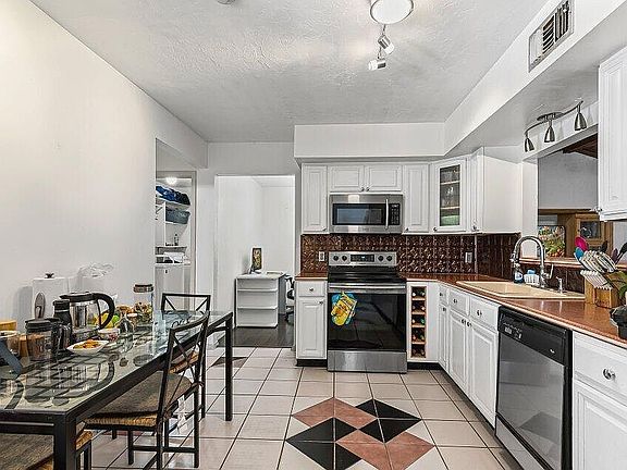 2nd image of 11382 Beecher Cir E