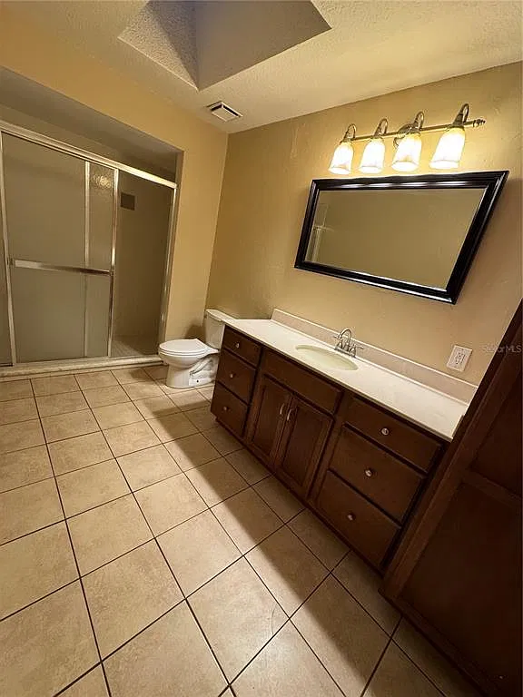 3 bed, 2.0 bath, 1933 sqft, $2,000 — Photo 4