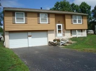 8019 Castle Rock Dr NE, Warren, OH