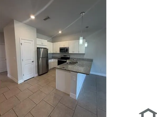 1031 San Cristobal Ave, Punta Gorda, FL 33983