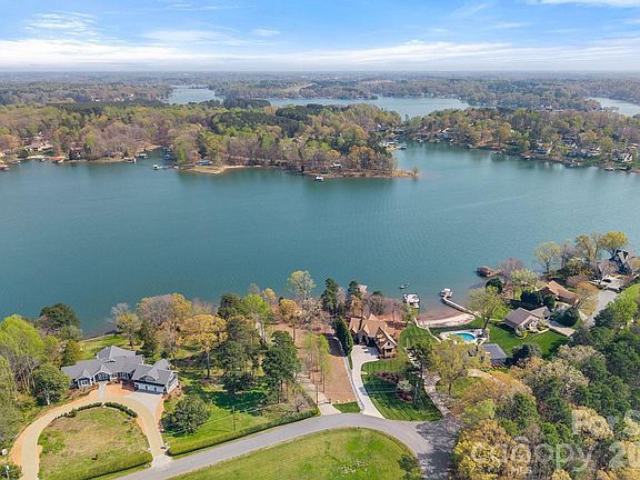 4th image of 841 Morrison Farm Rd #18