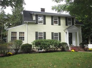 71 Mayflower Rd, Needham, MA 02492