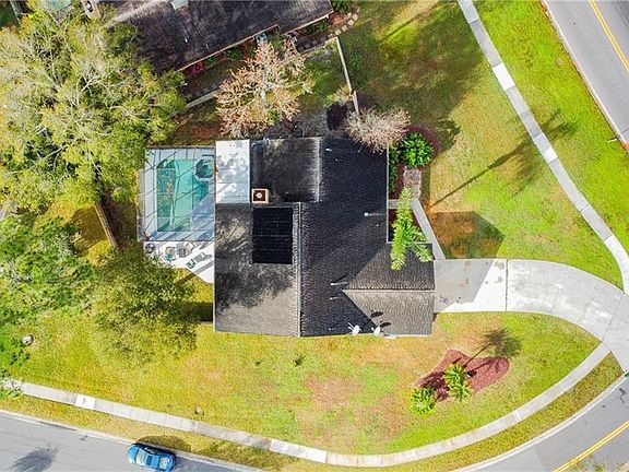 4th image of 3422 Tarpon Woods Blvd