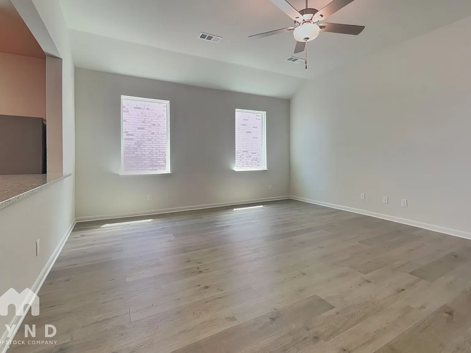 4 bed, 2.0 bath, 1784 sqft, $2,225 — Photo 3