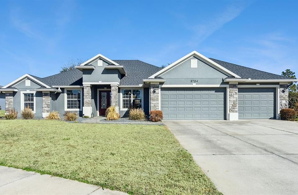 1st image of 9704 ROYAL VISTA AVENUE