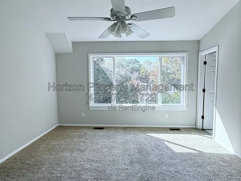 3924 Hancock Cir — Photo 14