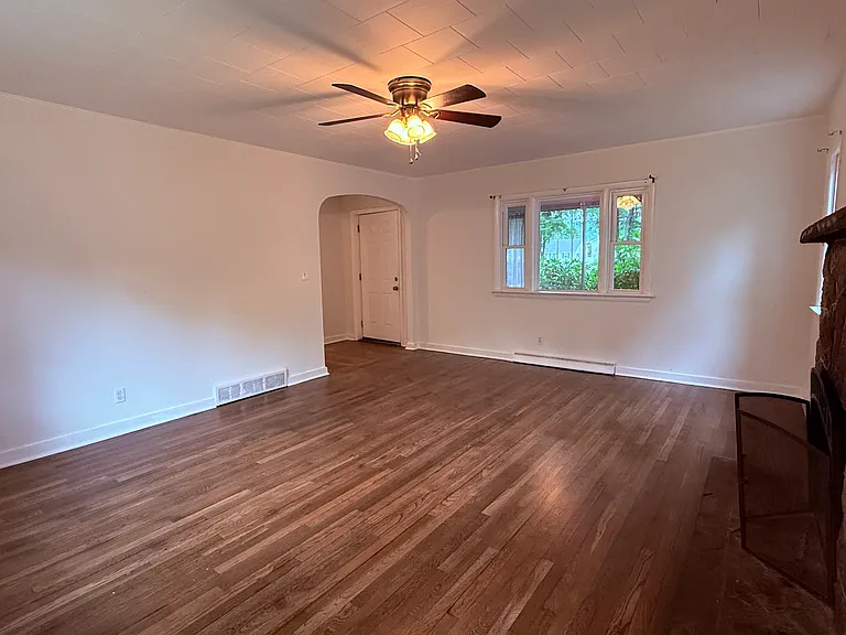 13 Dervend Cir — Photo 8
