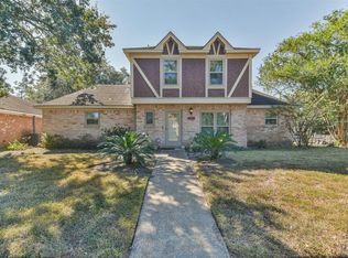 1602 N Hollow Dr, Humble, TX 77396