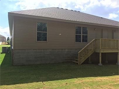 2nd image of 2902 SW Amberwood Ave