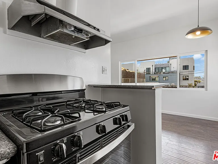 1428 11th St #10 — Photo 15