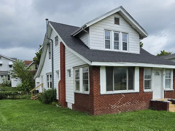 2744 5th Ave, Huntington, WV 25702