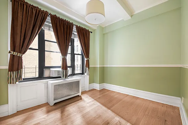 Sold by Compass | media 9