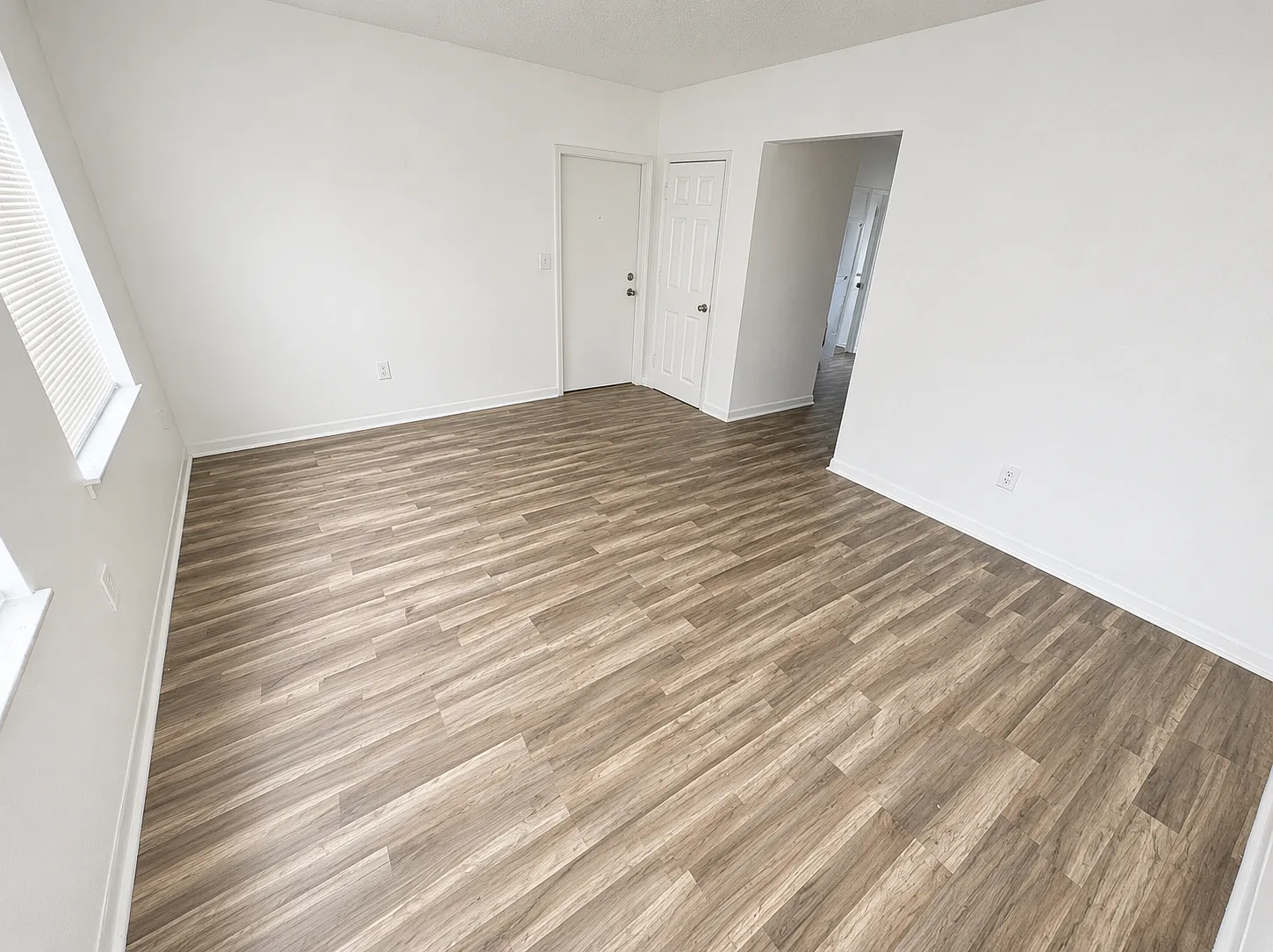 1 bed, 750 sqft, $1,750 — Photo 3
