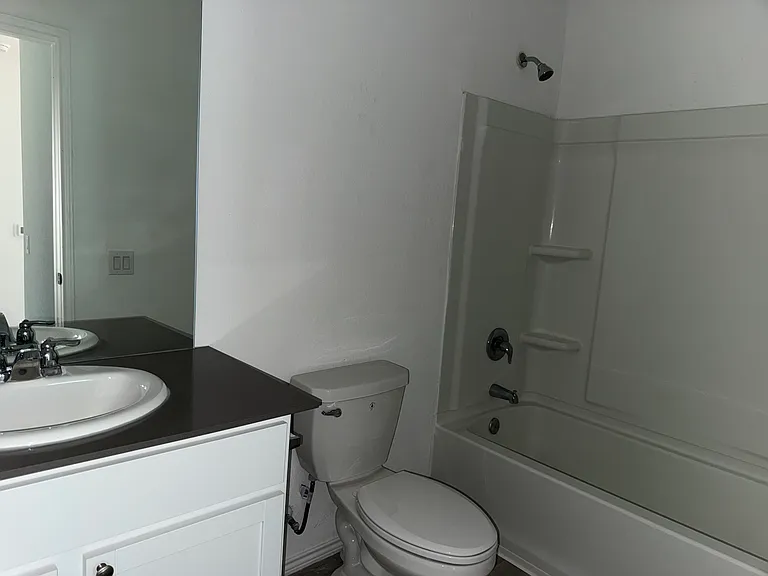 4442 Grassland Pass — Photo 6