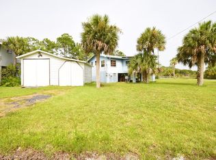 215 1st Ave NW, Steinhatchee, FL 32359