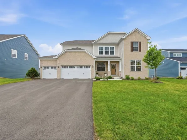 6303 Julie Ct, Lisle, IL 60532