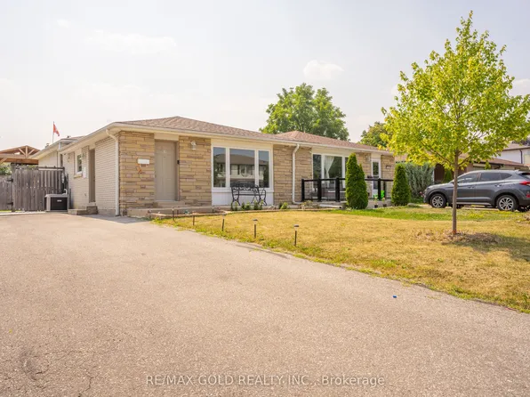 51 Davenport Cres, Brampton, ON L6T 3L5
