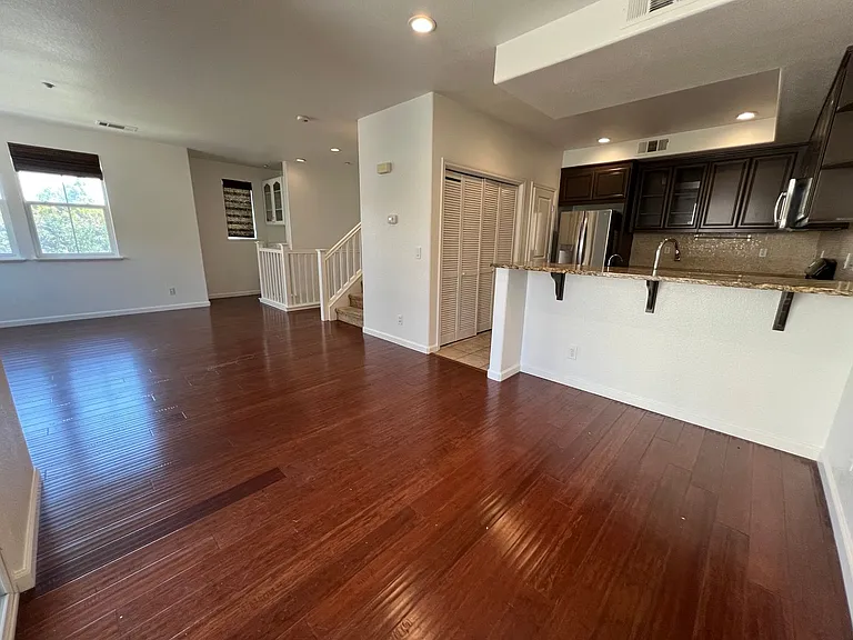 1141 Rock Ave — Photo 10